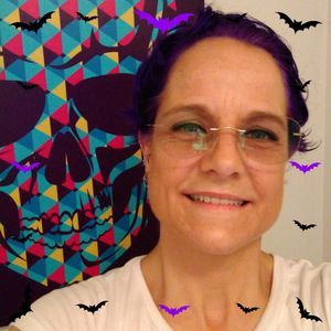 Meet your Posher, Teresa